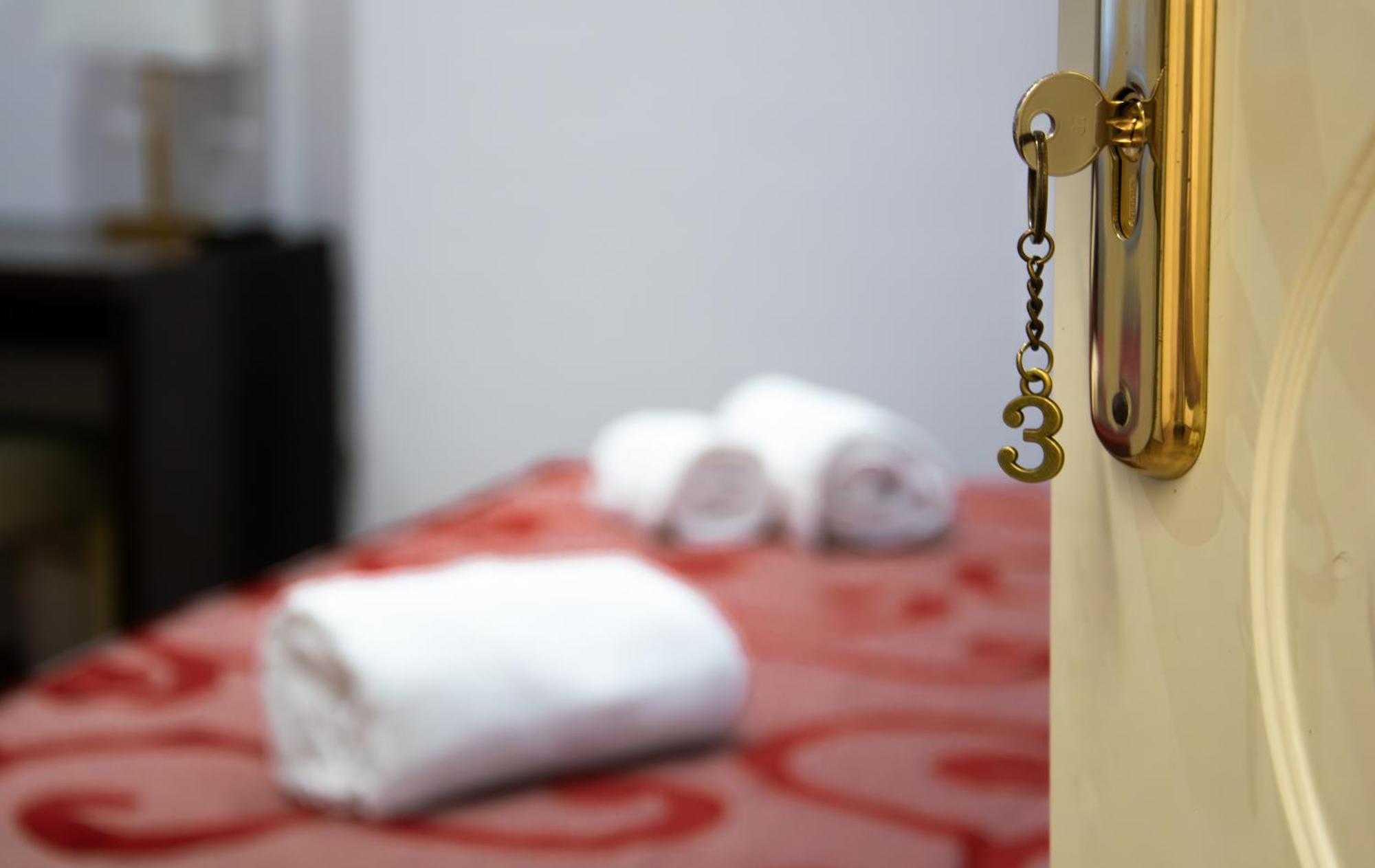 Mbs Marconi Bridge Suites Guest House 罗马 外观 照片