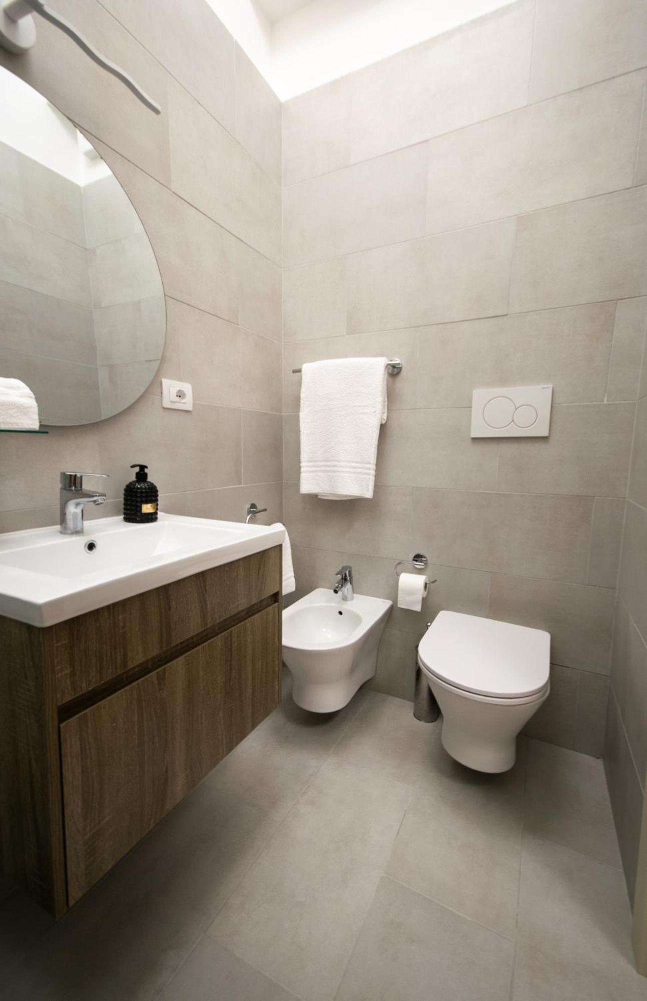 Mbs Marconi Bridge Suites Guest House 罗马 外观 照片